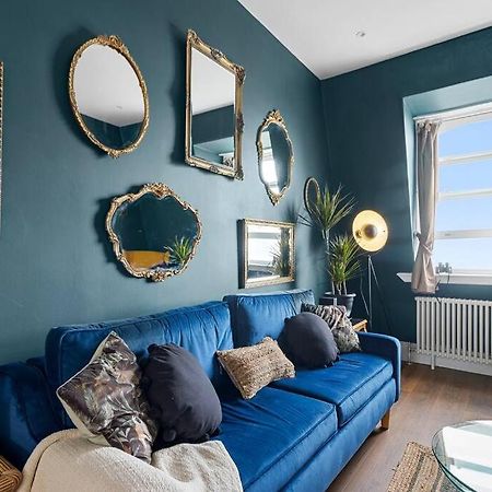 Modern 1 Bed Apartment, Sea Views, Free Parking, Wifi, Netflix Тинмут Экстерьер фото